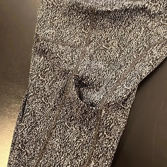 🍀2/$22 Athleta Bundle Ultimate Stash 7/8 Legging & Long Sleeve 1/4 Zip Womens XS - Picture 7 of 13